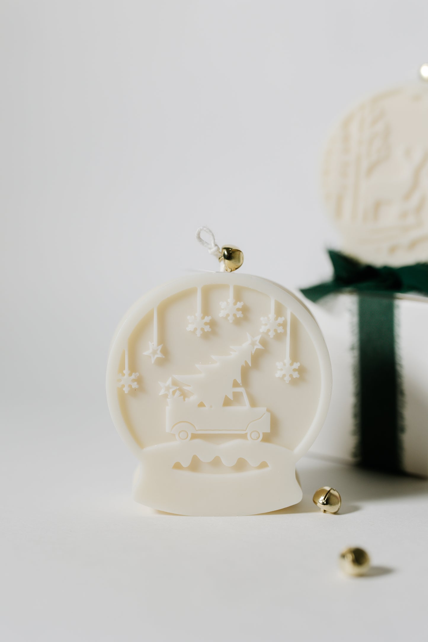 GLOBE Decorative Candle