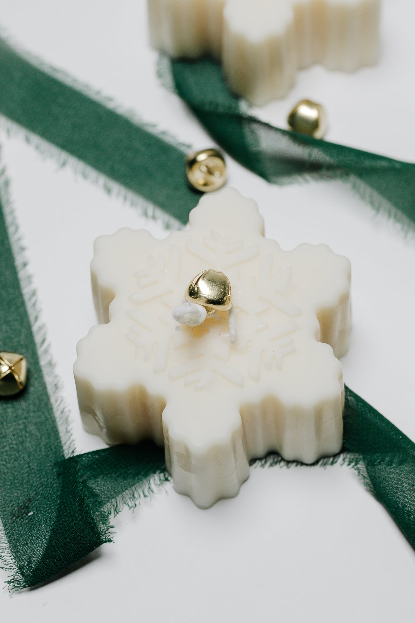 SNOWFLAKE Decorative Candle (Set of 6)