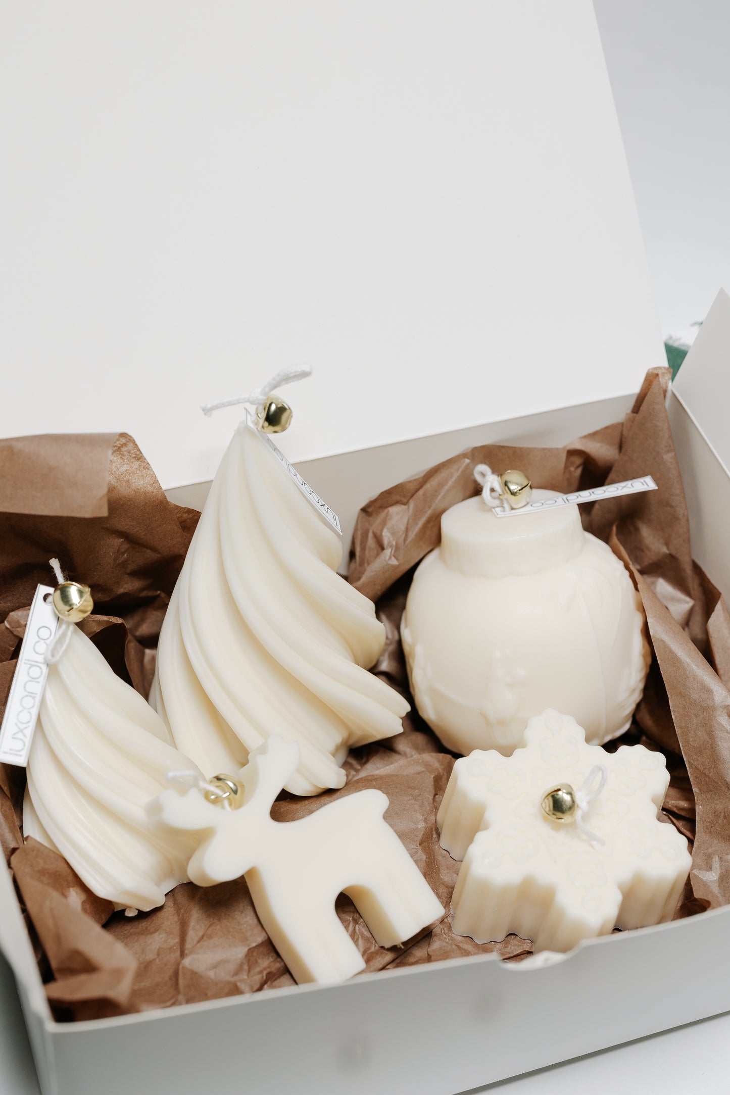CHRISTMAS SPECIAL Decorative Candle 5 Piece Gift Set