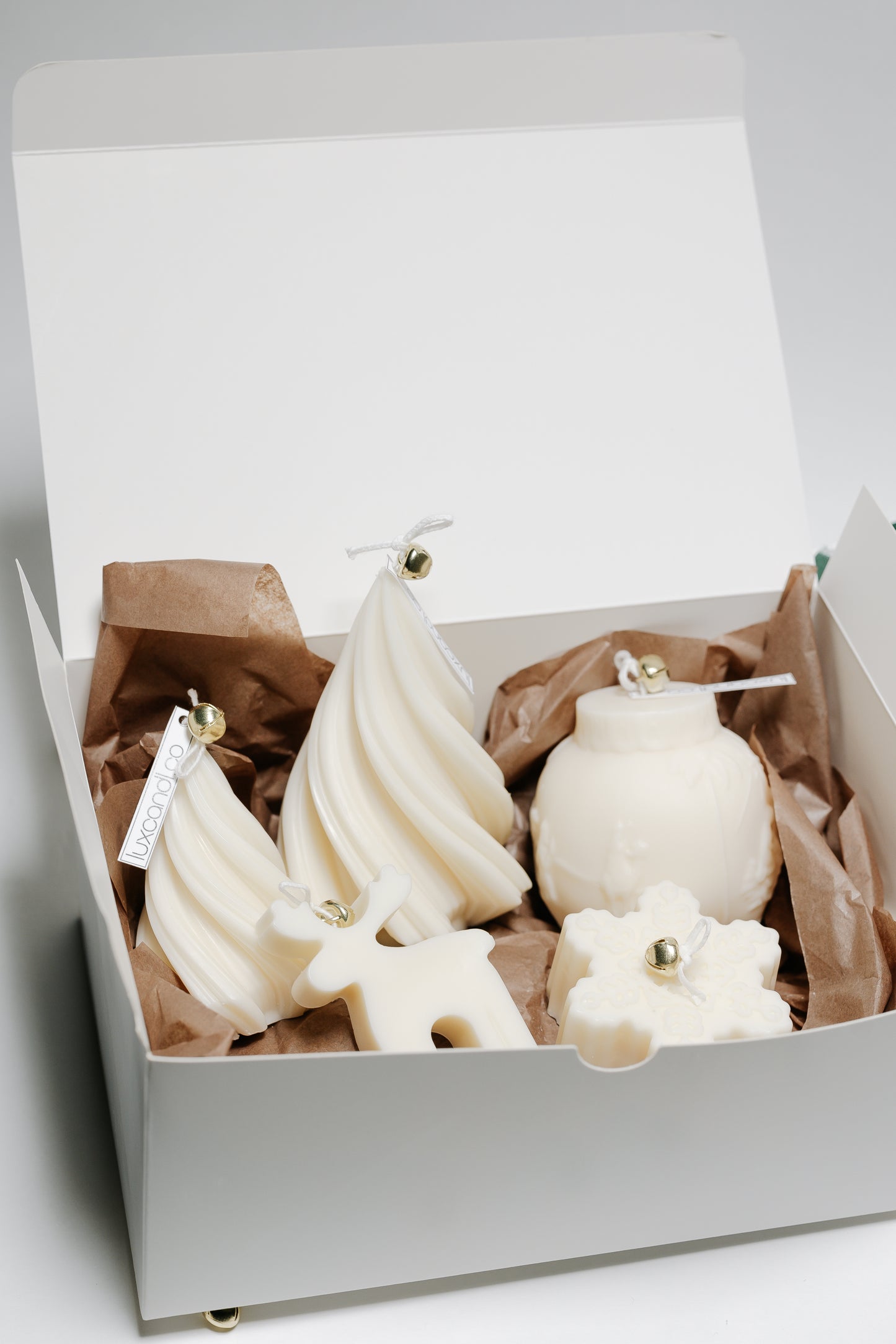 CHRISTMAS SPECIAL Decorative Candle 5 Piece Gift Set
