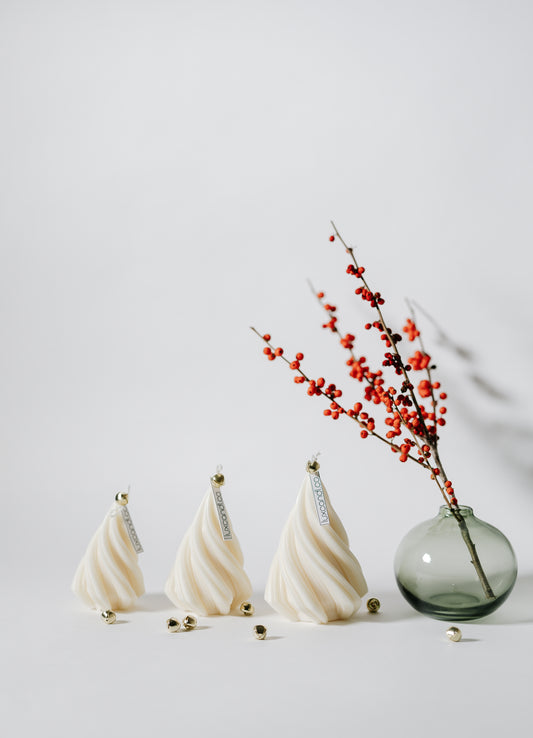 CURVE Christmas Tree Decorative Candle