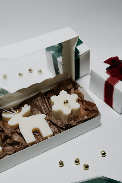 CHRISTMAS SPECIAL Decorative Candle 3 Piece Gift Set