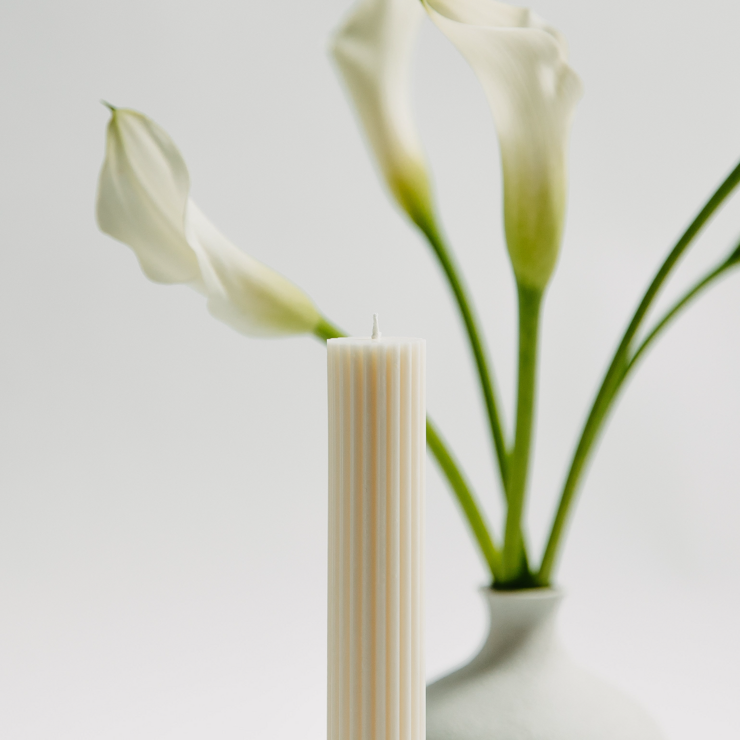 COLUMN Taper Candle